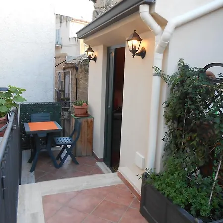 Lascaris Διαμέρισμα *