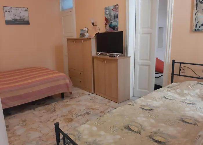 Lascaris 公寓 拉斯卡里